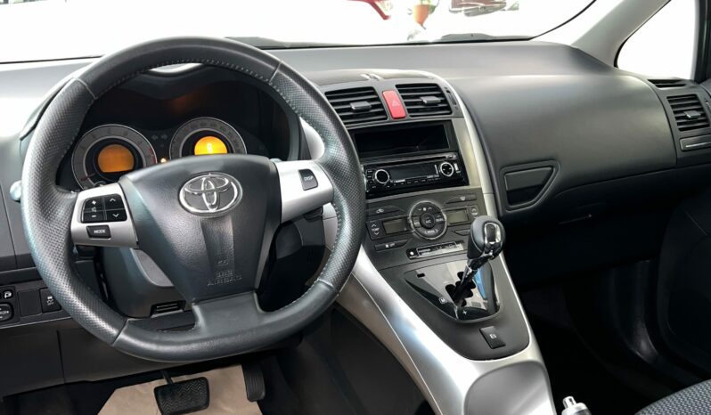 Toyota Auris 1.6 Style M M full