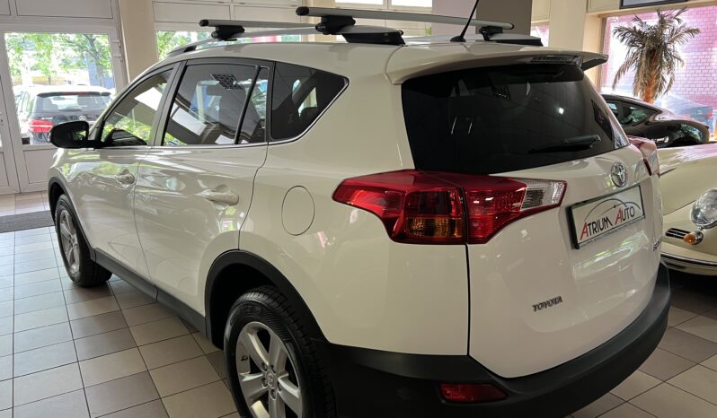 Toyota RAV4 2.0 D-4D 2WD Active full