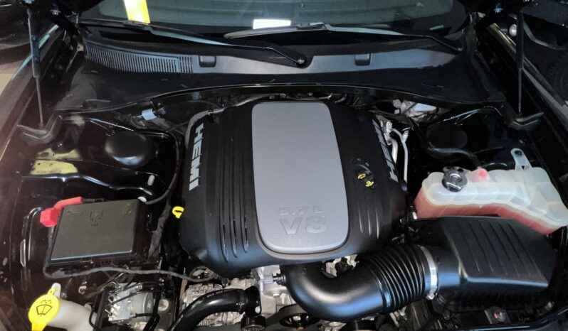 Dodge Charger R/T 5.7L V8 Hemi MDS VVT full