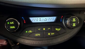 Toyota Yaris 1.5 HSD Live e-CVT full