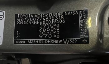 Toyota Corolla 2.0 Hybrid Comfort Style Tech e-CVT full