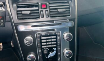 Volvo XC60 2.4 D [D4] Summum Geartronic full